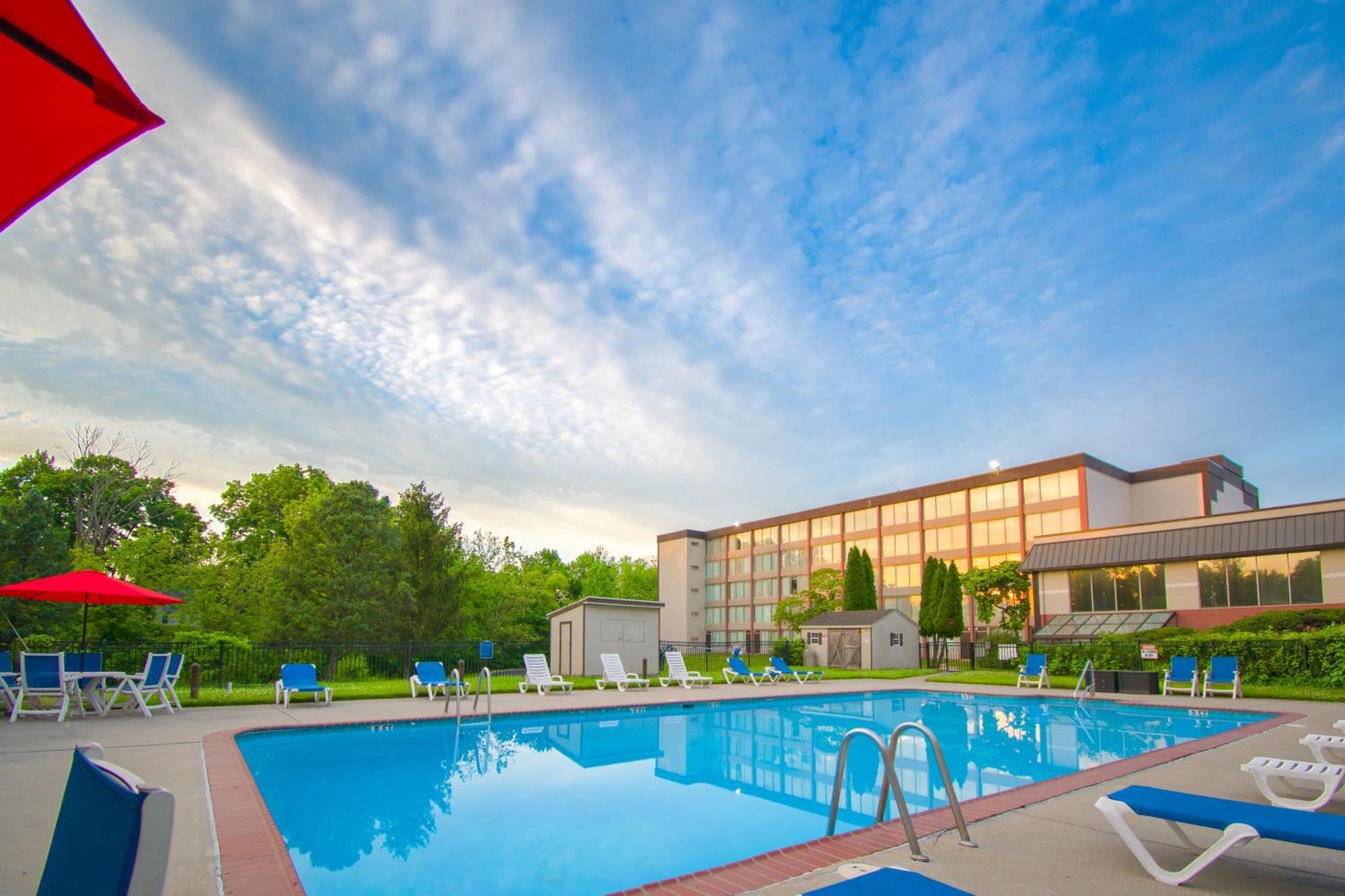 Exton Hotel And Conference Center Eksteriør billede
